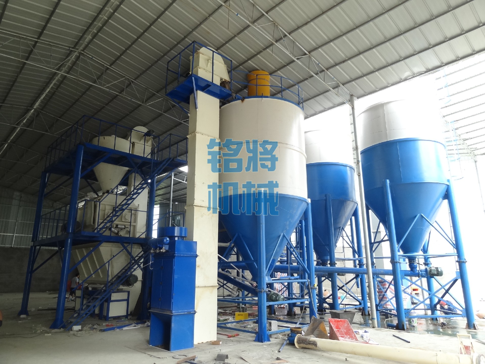 石膏砂漿設(shè)備廠家超詳細解析石膏基自流平!  　　