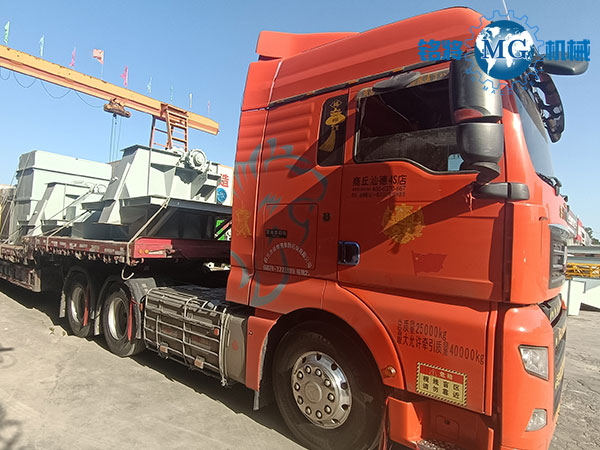 廣東佛山干粉砂漿生產(chǎn)線(xiàn)發(fā)貨現(xiàn)場(chǎng)